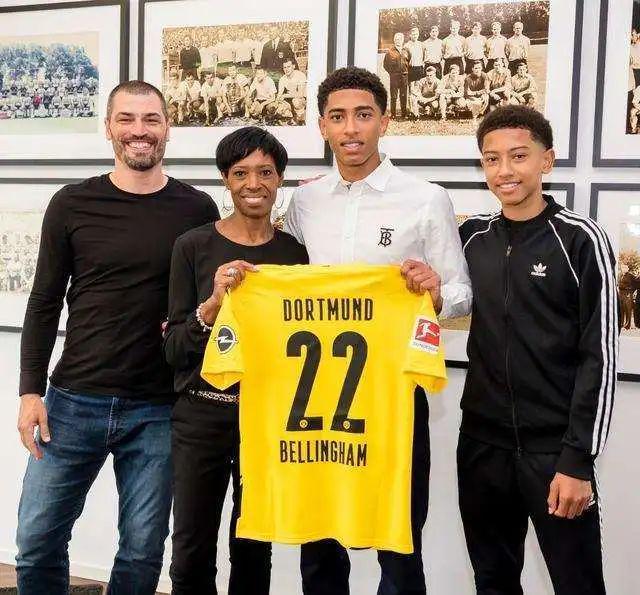 王楚也在场 王楚也在场