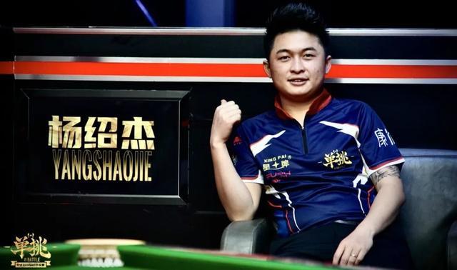 她需要通过 她需要通过