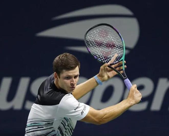 尊重赛场与 尊重赛场与